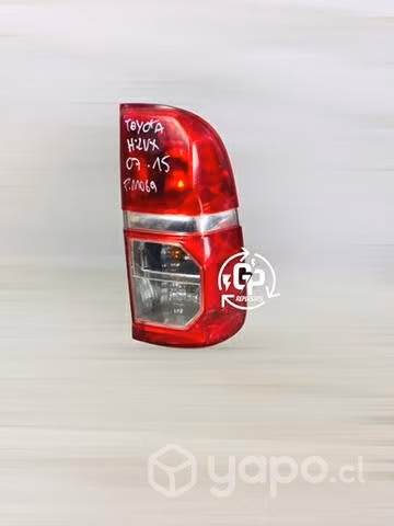 Foco Trasero RH Toyota Hilux 2007 2015