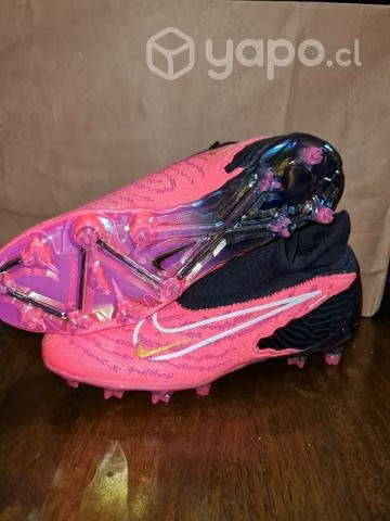 Chuteadores Nike Phantom