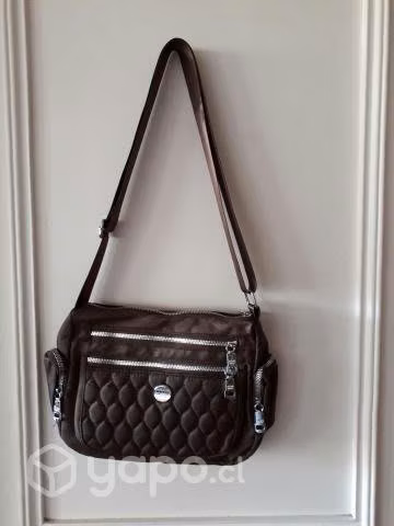Bolso tipo cartera color café