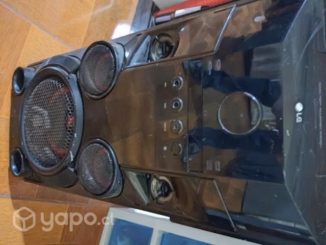 Parlante LG Xboom