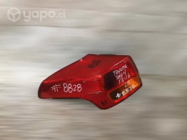 Foco trasero LH Toyota Rav