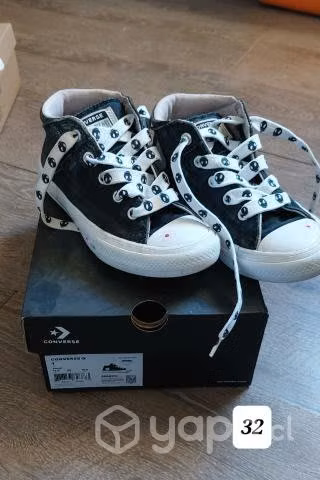 Lote de zapatillas niña talla 32 y 33