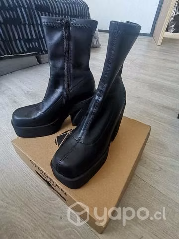 Botas c/moran nuevas - Imagen 2