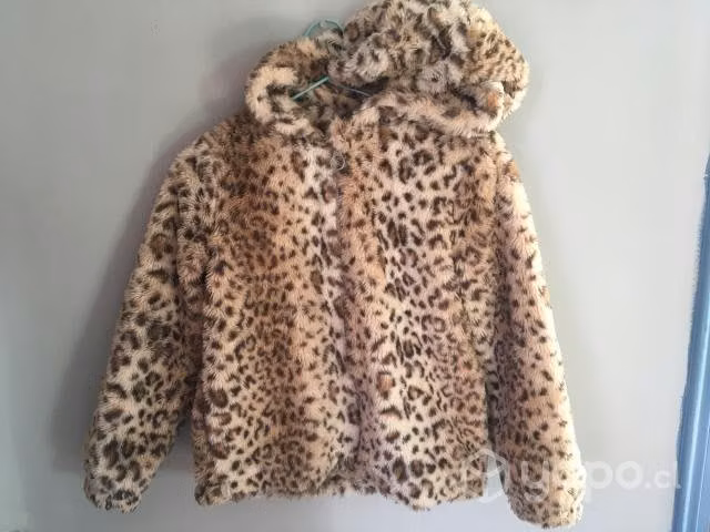 Chaquetas niñas talla 10 y 12 .