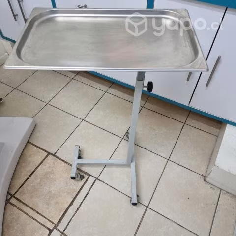Mesa mayo clínica pabellón acero