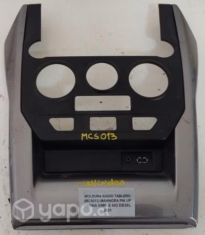 Moldura Radio Tabler (MCS013) Mahindra Pik Up 2021