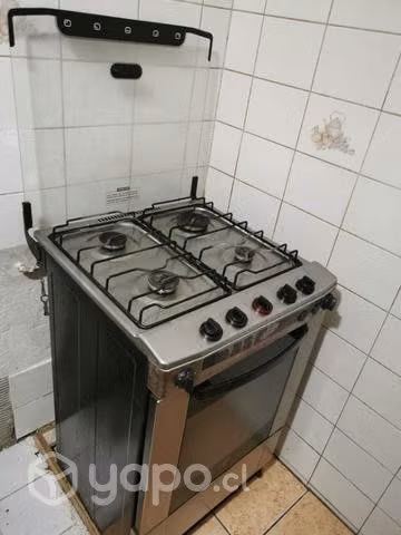 Pack Cocina Fensa + campana Mademsa impecables