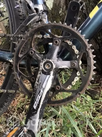 Kona Rove 700c 2020 con parrillas