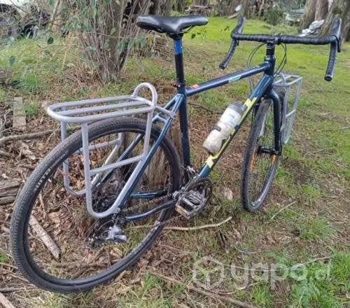 Kona Rove 700c 2020 con parrillas