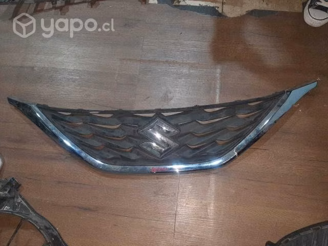 Suzuki baleno 2021 mascara detalle