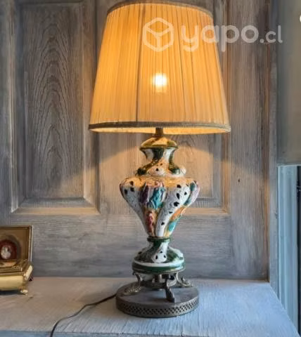Antigua lámpara italiana capodimonte