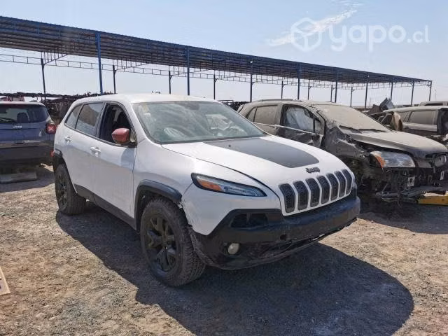 Jeep cherokee año 2018 en desarme