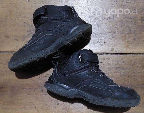 Zapatos impermeables n°33 - Imagen 2