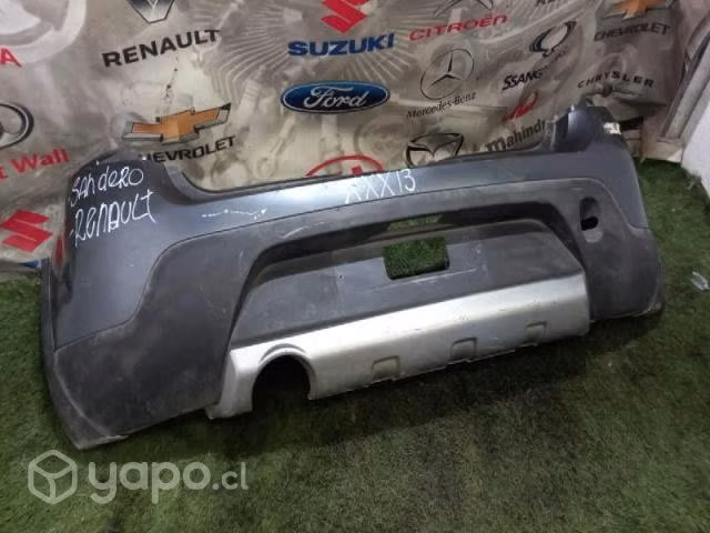Parachoque trasero renault sandero 2011 15 detalle