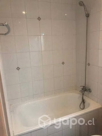 Se arrienda casa en condominio