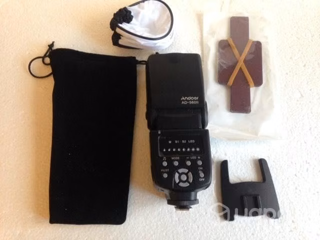 Andoer AD series flash profesional