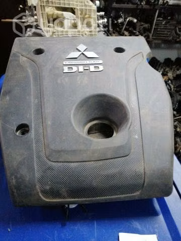 Cubre motor mitsubishi new l200 2.4 año 2016 2019