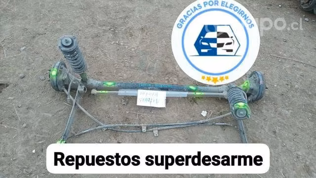 Yugo trasero Toyota Sterling desarmaduría