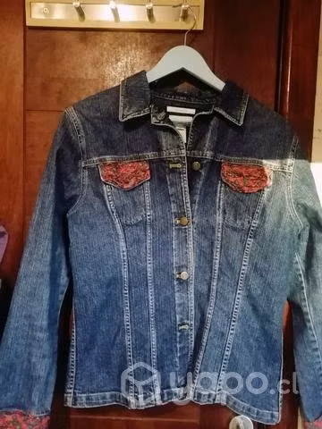 Chaqueta jeans intervenida