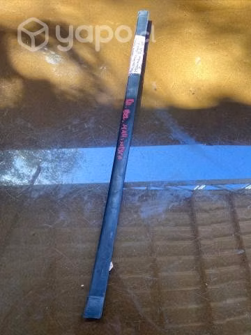 Moldura lame vidrio puerta del der Mahindra pick