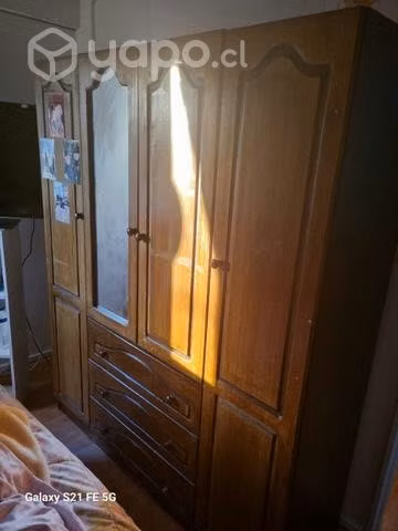 Closet madera 4 puerta 3 cajones
