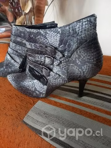 Botines gris gacel original numero 37 2 usos - Imagen 2
