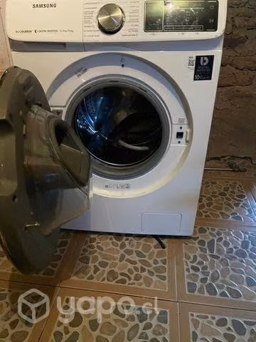 Lavadora secadora Samsung 11/7k con detalles