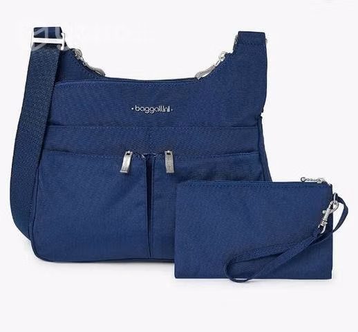 Carteras baggallini italianas