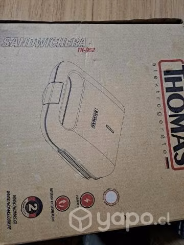 Sandwichera nueva en su caja sin uso