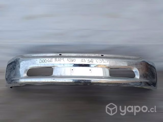 Parachoque delantero Dodge RAM 1500 2013 2018