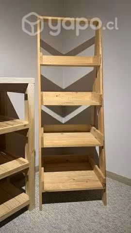Muebles de madera sin pintar