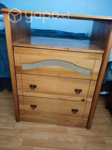Comoda pino oregon