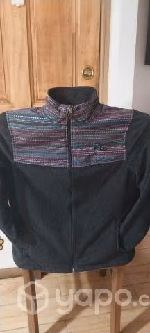 Rematando chaquetas pedir foto y valor wassap