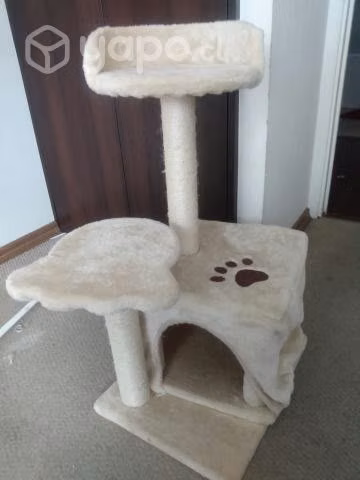 Rascador peludo juego gato