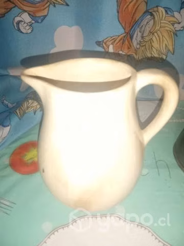 Jarra y tacho