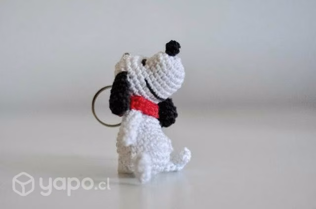 Llavero Snoopy amigurumi