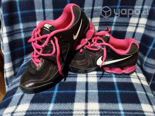 Zapatillas Nike muy lindas