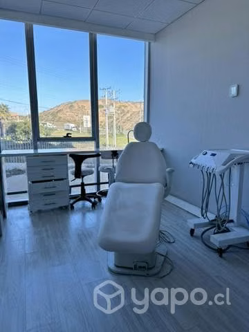 Box en clínica dental ortodoncista/odontopediatra - Imagen 2