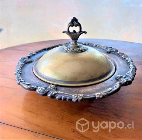 Chocolatero con tapa vintage