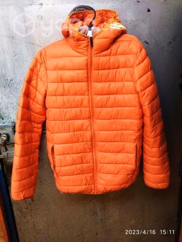 Casaca naranja