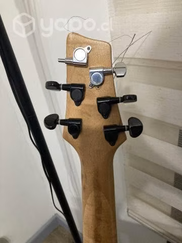 Ibáñez gio súper strato