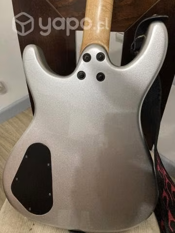 Ibáñez gio súper strato