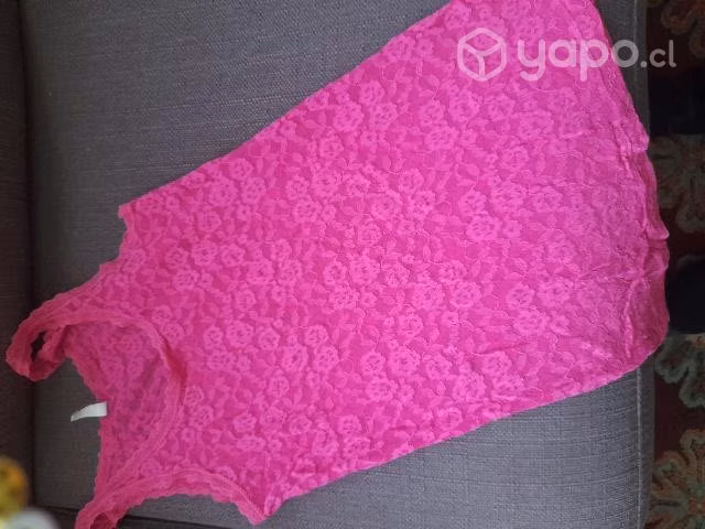 Camiseta encaje fucsia Triumph talla S