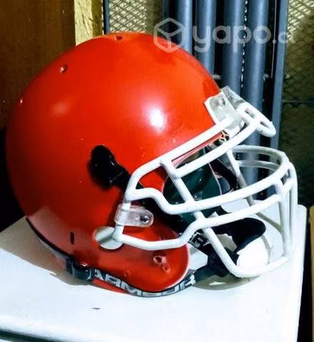 Casco de fútbol americano + barbiquejo