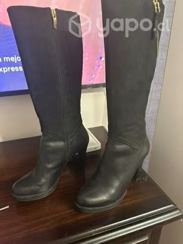 Hermosa bota Gacel con plataforma