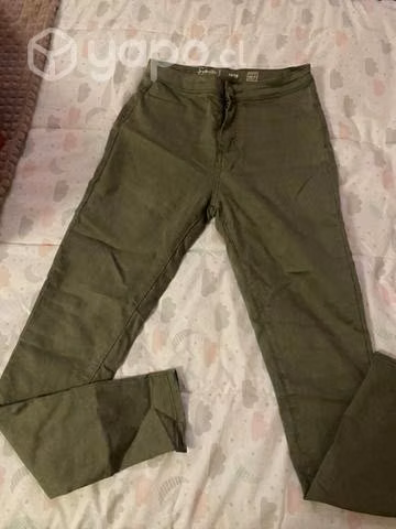 ropa en buen estado