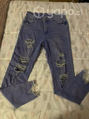 ropa en buen estado