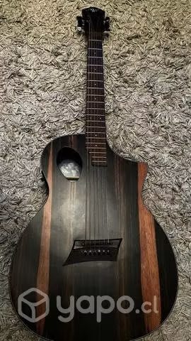 Guitarra Marca: MICHAEL KELLY