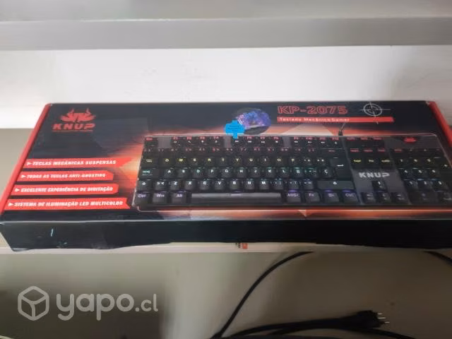 Teclado gamer mecánico