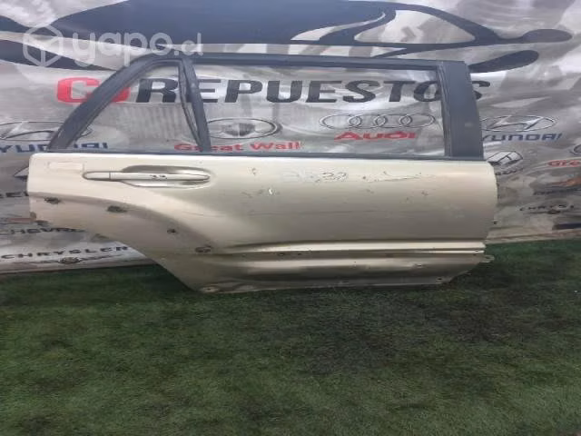 Puerta trasera derecha toyota 4runner 2006 detalle